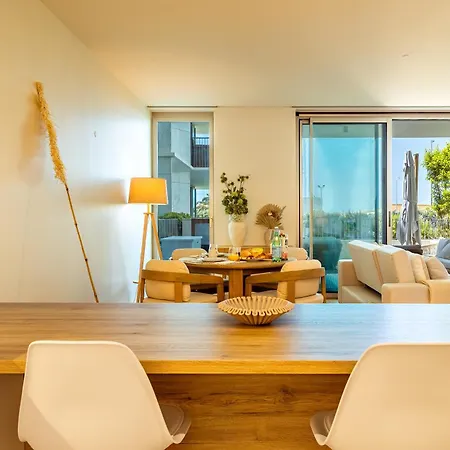Bayline Boho 1br Beach, Spa, Pool & Parking Appartement *