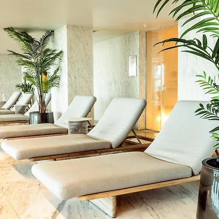 Apartmán Bayline Boho 1br Beach, Spa, Pool & Parking *